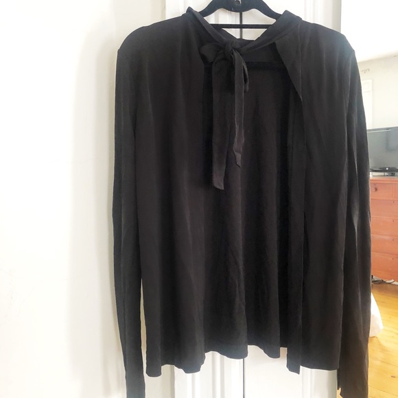 Aritzia Wilfred Open back tie Blouse - Picture 4 of 4